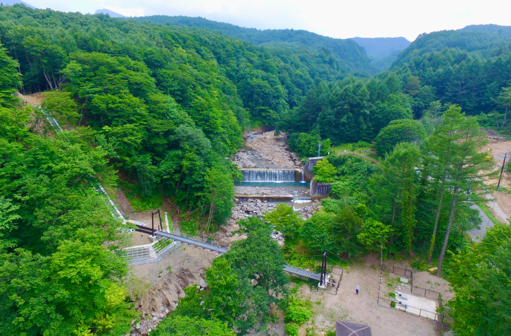 温泉引き湯菅（吊り橋）